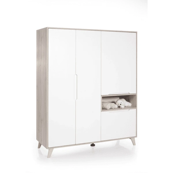 Geuther Kleiderschrank Mette 4-türig 3 Geuther Kleiderschrank Mette 4-türig