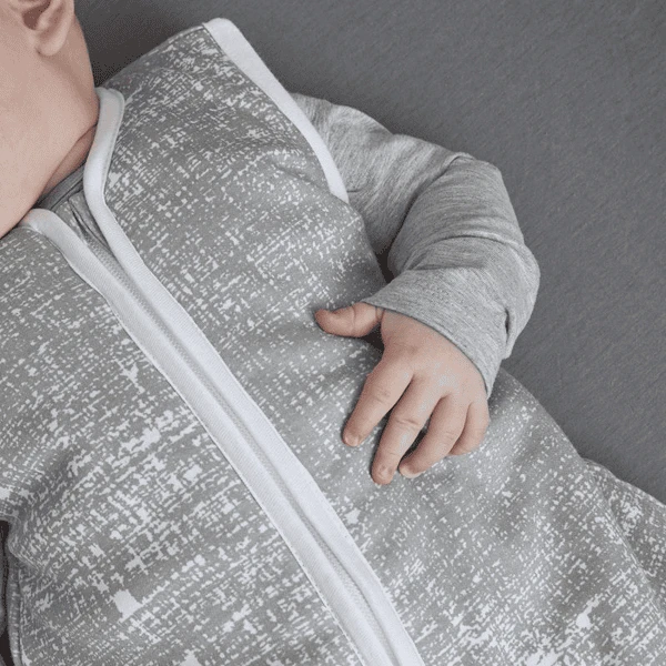 Meyco Schlafsack Rund Fine Lines Grau 6 Meyco Schlafsack Rund Fine Lines Grau – Bild 4